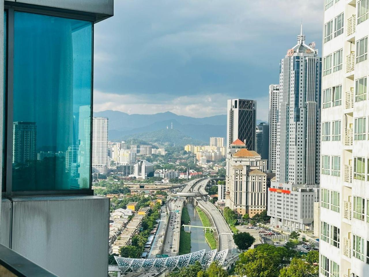 Summer Suites Klcc By Star Kuala Lumpur Extérieur photo